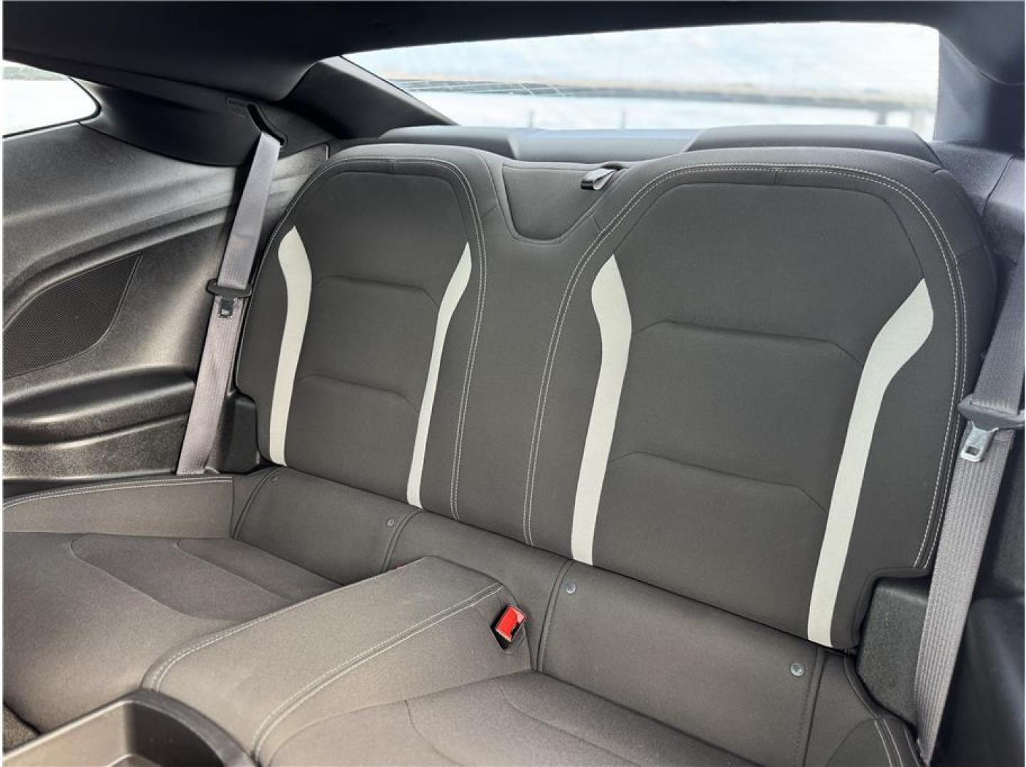 2016 Red /No Color Chevrolet Camaro (1G1FB1RS2G0) with an V6, 3.6 Liter engine, Automatic, 8-Spd transmission, located at 607 W Columbia Drive, Kennewick, WA, 99336, (509) 987-1069, 46.216743, -119.126404 - Photo#3