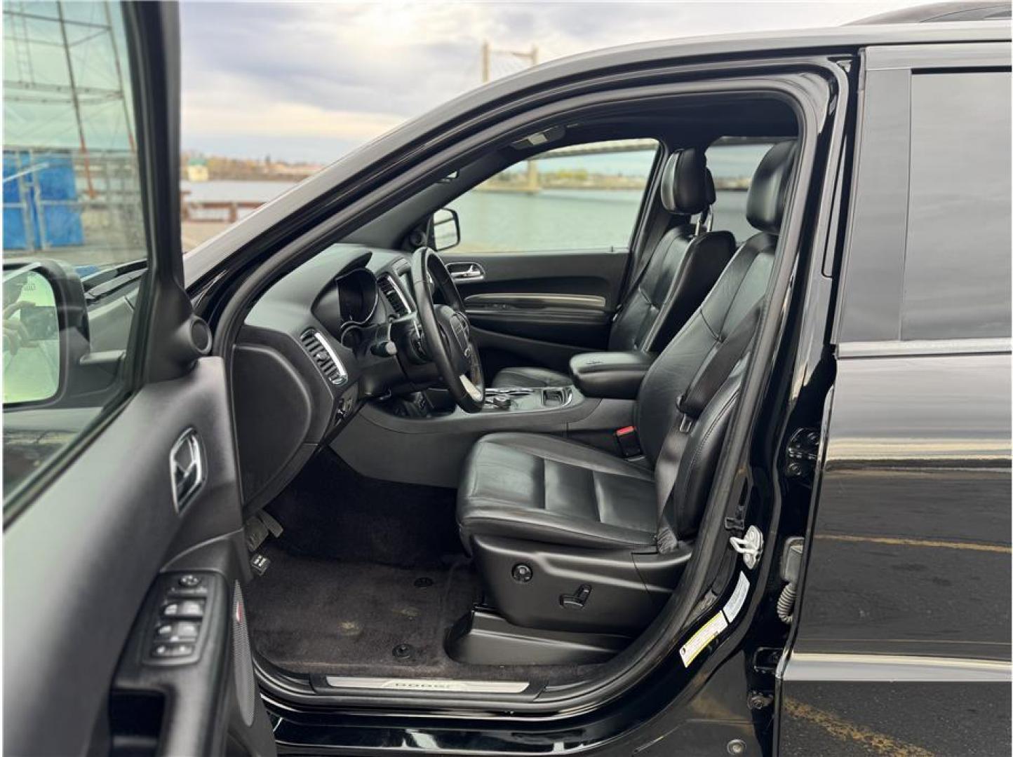 2017 Black /No Color Dodge Durango (1C4RDJDG2HC) with an V6, 3.6 Liter engine, Automatic, 8-Spd transmission, located at 607 W Columbia Drive, Kennewick, WA, 99336, (509) 987-1069, 46.216743, -119.126404 - Photo#9