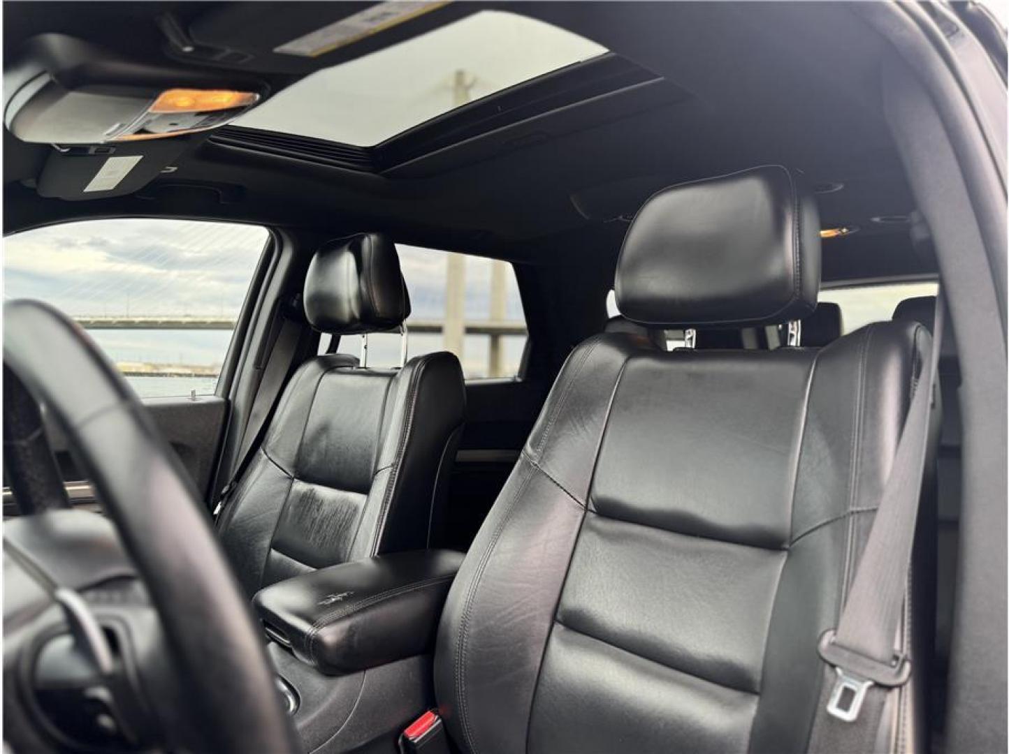 2017 Black /No Color Dodge Durango (1C4RDJDG2HC) with an V6, 3.6 Liter engine, Automatic, 8-Spd transmission, located at 607 W Columbia Drive, Kennewick, WA, 99336, (509) 987-1069, 46.216743, -119.126404 - Photo#10