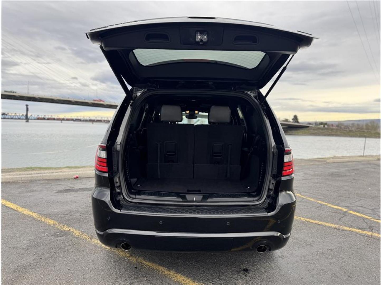 2017 Black /No Color Dodge Durango (1C4RDJDG2HC) with an V6, 3.6 Liter engine, Automatic, 8-Spd transmission, located at 607 W Columbia Drive, Kennewick, WA, 99336, (509) 987-1069, 46.216743, -119.126404 - Photo#13