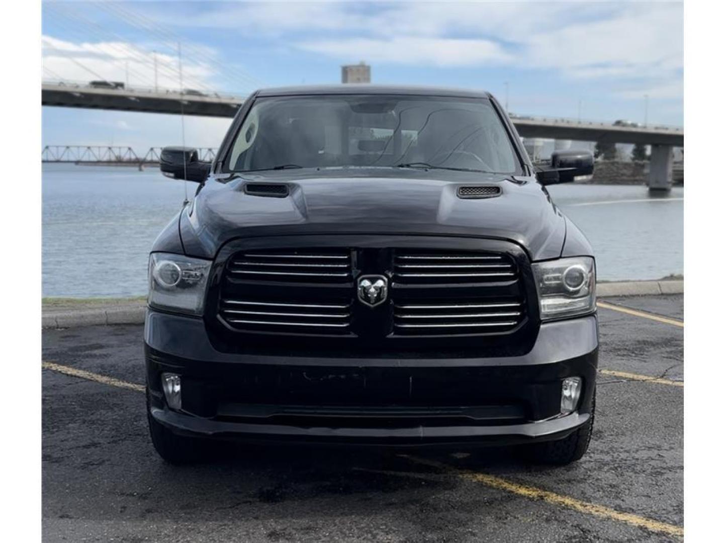 2013 Black /No Color Ram 1500 Crew Cab (1C6RR7MT3DS) with an V8, HEMI, 5.7 Liter engine, Automatic, 6-Spd transmission, located at 607 W Columbia Drive, Kennewick, WA, 99336, (509) 987-1069, 46.216743, -119.126404 - Photo#16
