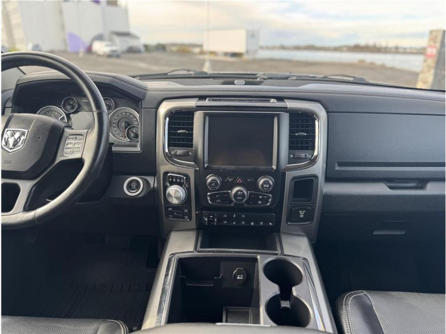 2013 Black /No Color Ram 1500 Crew Cab (1C6RR7MT3DS) with an V8, HEMI, 5.7 Liter engine, Automatic, 6-Spd transmission, located at 607 W Columbia Drive, Kennewick, WA, 99336, (509) 987-1069, 46.216743, -119.126404 - Photo#5