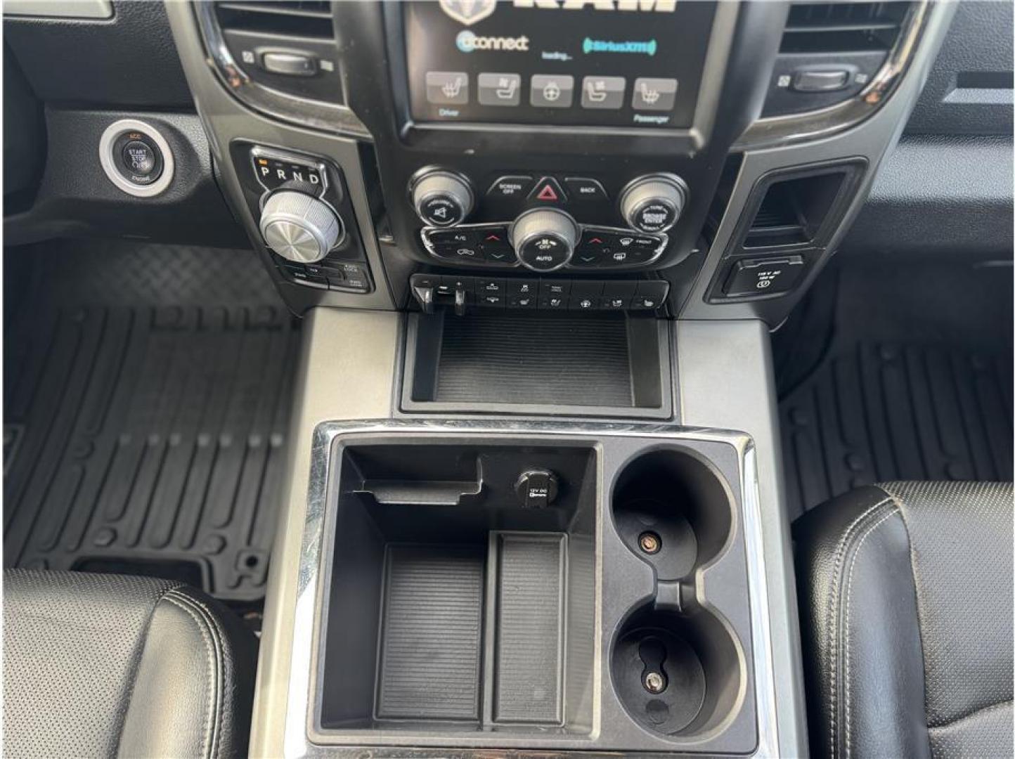 2013 Black /No Color Ram 1500 Crew Cab (1C6RR7MT3DS) with an V8, HEMI, 5.7 Liter engine, Automatic, 6-Spd transmission, located at 607 W Columbia Drive, Kennewick, WA, 99336, (509) 987-1069, 46.216743, -119.126404 - Photo#8