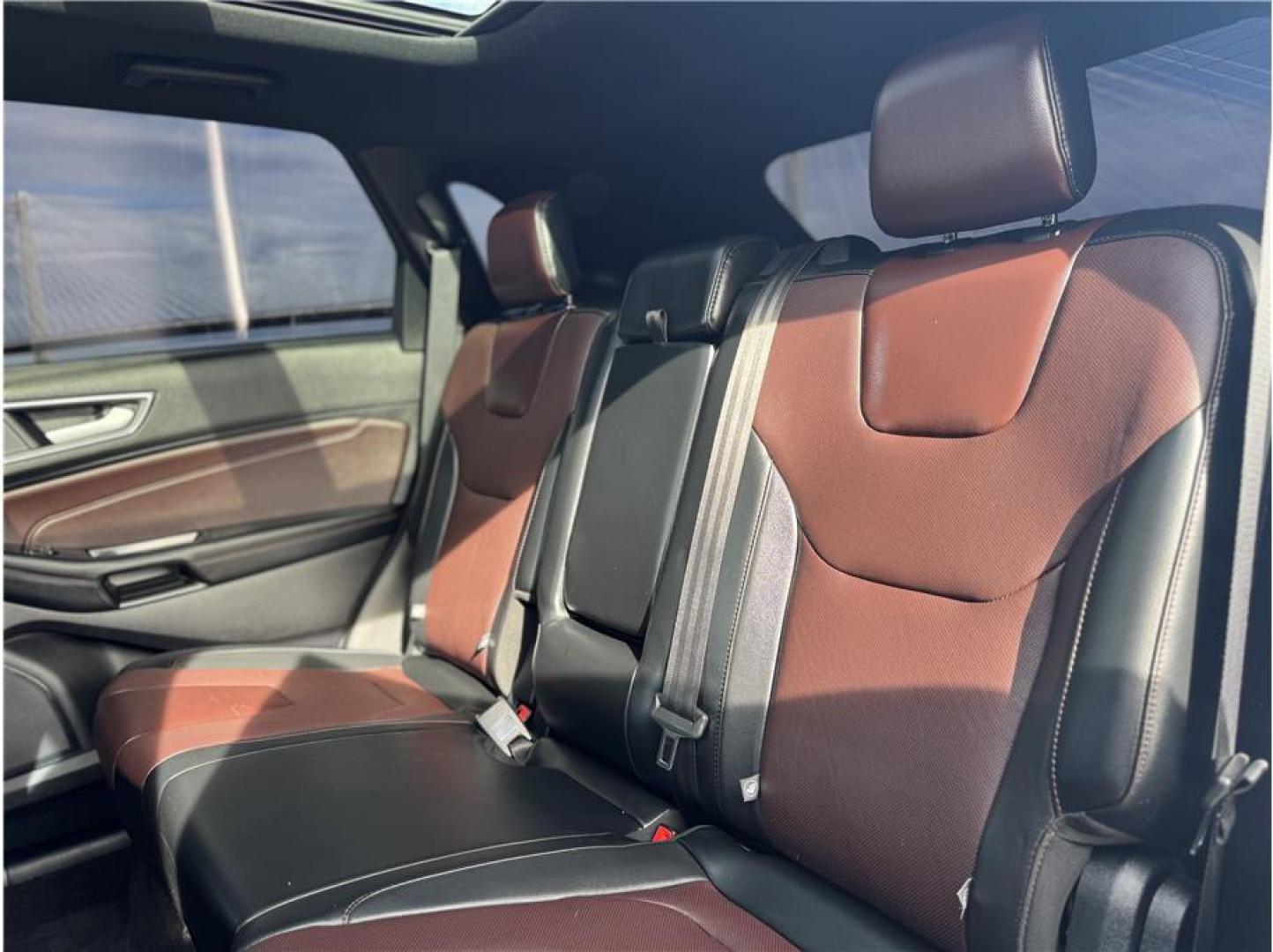 2020 Black /No Color Ford Edge (2FMPK3K9XLB) with an 4-Cyl, EcoBoost, Turbo, 2.0 Liter engine, Automatic, 8-Spd transmission, located at 607 W Columbia Drive, Kennewick, WA, 99336, (509) 987-1069, 46.216743, -119.126404 - Photo#3
