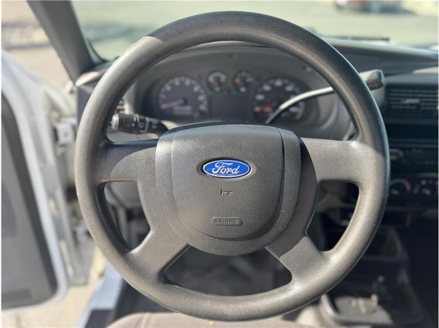 2004 No Color /No Color Ford Ranger Regular Cab (1FTYR10EX4P) with an V6, 4.0 Liter engine, Automatic transmission, located at 607 W Columbia Drive, Kennewick, WA, 99336, (509) 987-1069, 46.216743, -119.126404 - Photo#4