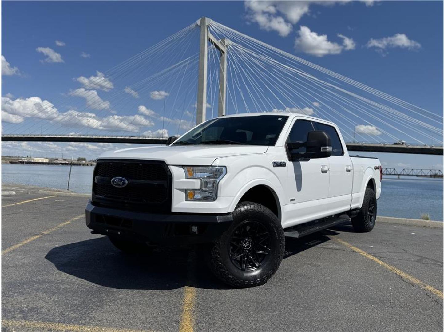 2016 White /No Color Ford F150 SuperCrew Cab (1FTFW1EG0GF) with an V6, EcoBoost, TT, 3.5L engine, Auto, 6-Spd SelShft transmission, located at 607 W Columbia Drive, Kennewick, WA, 99336, (509) 987-1069, 46.216743, -119.126404- Photo#0