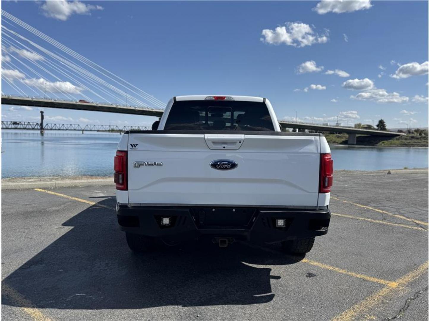 2016 White /No Color Ford F150 SuperCrew Cab (1FTFW1EG0GF) with an V6, EcoBoost, TT, 3.5L engine, Auto, 6-Spd SelShft transmission, located at 607 W Columbia Drive, Kennewick, WA, 99336, (509) 987-1069, 46.216743, -119.126404 - Photo#15