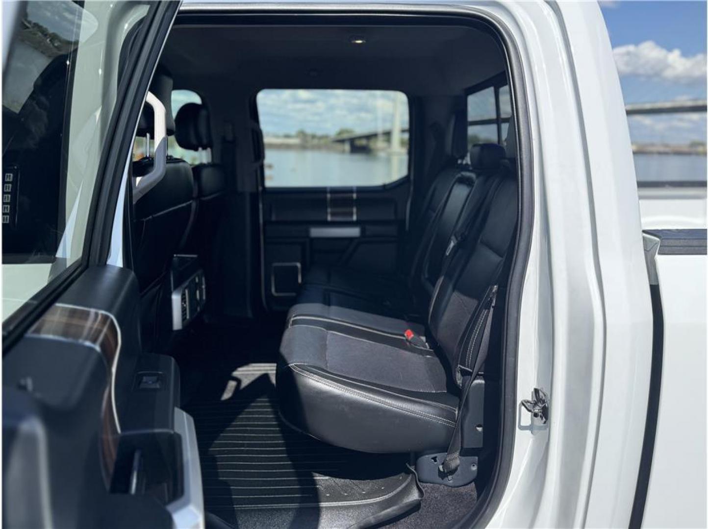 2016 White /No Color Ford F150 SuperCrew Cab (1FTFW1EG0GF) with an V6, EcoBoost, TT, 3.5L engine, Auto, 6-Spd SelShft transmission, located at 607 W Columbia Drive, Kennewick, WA, 99336, (509) 987-1069, 46.216743, -119.126404 - Photo#2