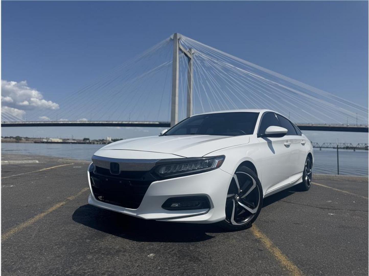 2020 White /No Color Honda Accord (1HGCV1F35LA) with an 4-Cyl, i-VTEC, Turbo, 1.5 Liter engine, Automatic, CVT w/Sport Mode transmission, located at 607 W Columbia Drive, Kennewick, WA, 99336, (509) 987-1069, 46.216743, -119.126404 - Photo#0