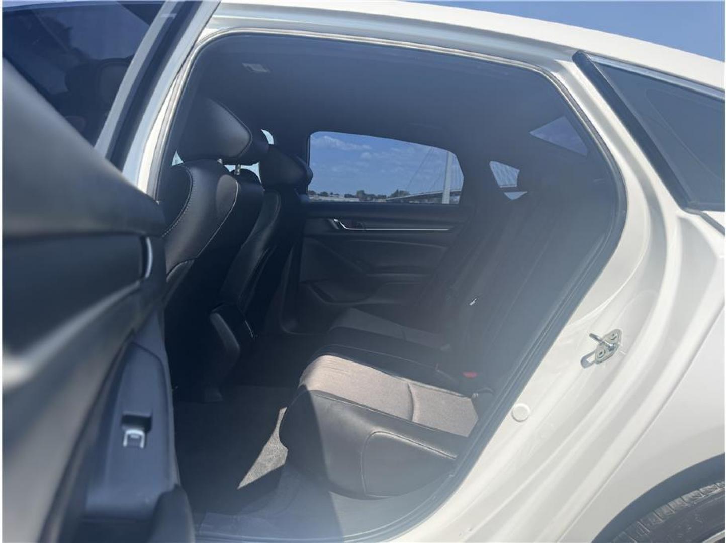 2020 White /No Color Honda Accord (1HGCV1F35LA) with an 4-Cyl, i-VTEC, Turbo, 1.5 Liter engine, Automatic, CVT w/Sport Mode transmission, located at 607 W Columbia Drive, Kennewick, WA, 99336, (509) 987-1069, 46.216743, -119.126404 - Photo#2