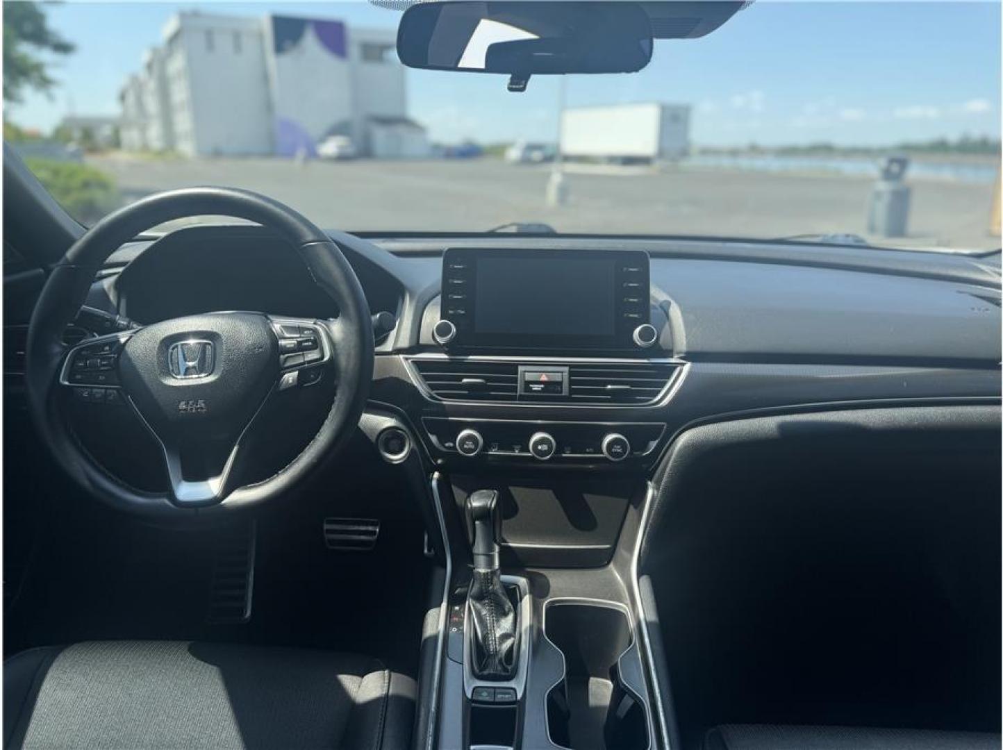 2020 White /No Color Honda Accord (1HGCV1F35LA) with an 4-Cyl, i-VTEC, Turbo, 1.5 Liter engine, Automatic, CVT w/Sport Mode transmission, located at 607 W Columbia Drive, Kennewick, WA, 99336, (509) 987-1069, 46.216743, -119.126404 - Photo#5