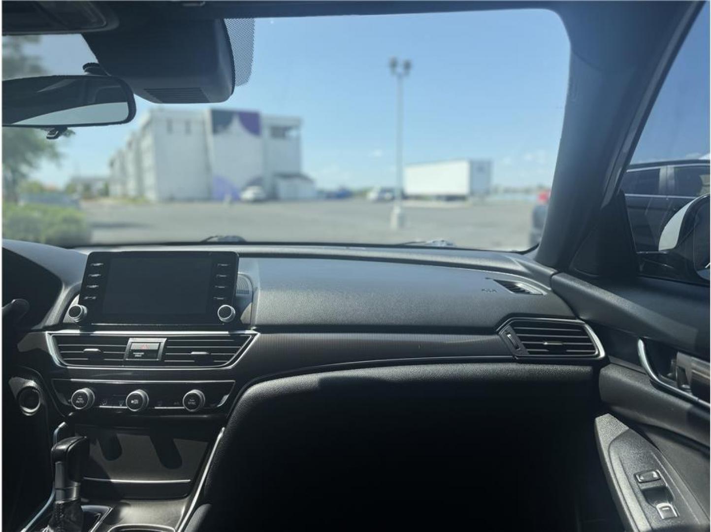 2020 White /No Color Honda Accord (1HGCV1F35LA) with an 4-Cyl, i-VTEC, Turbo, 1.5 Liter engine, Automatic, CVT w/Sport Mode transmission, located at 607 W Columbia Drive, Kennewick, WA, 99336, (509) 987-1069, 46.216743, -119.126404 - Photo#6
