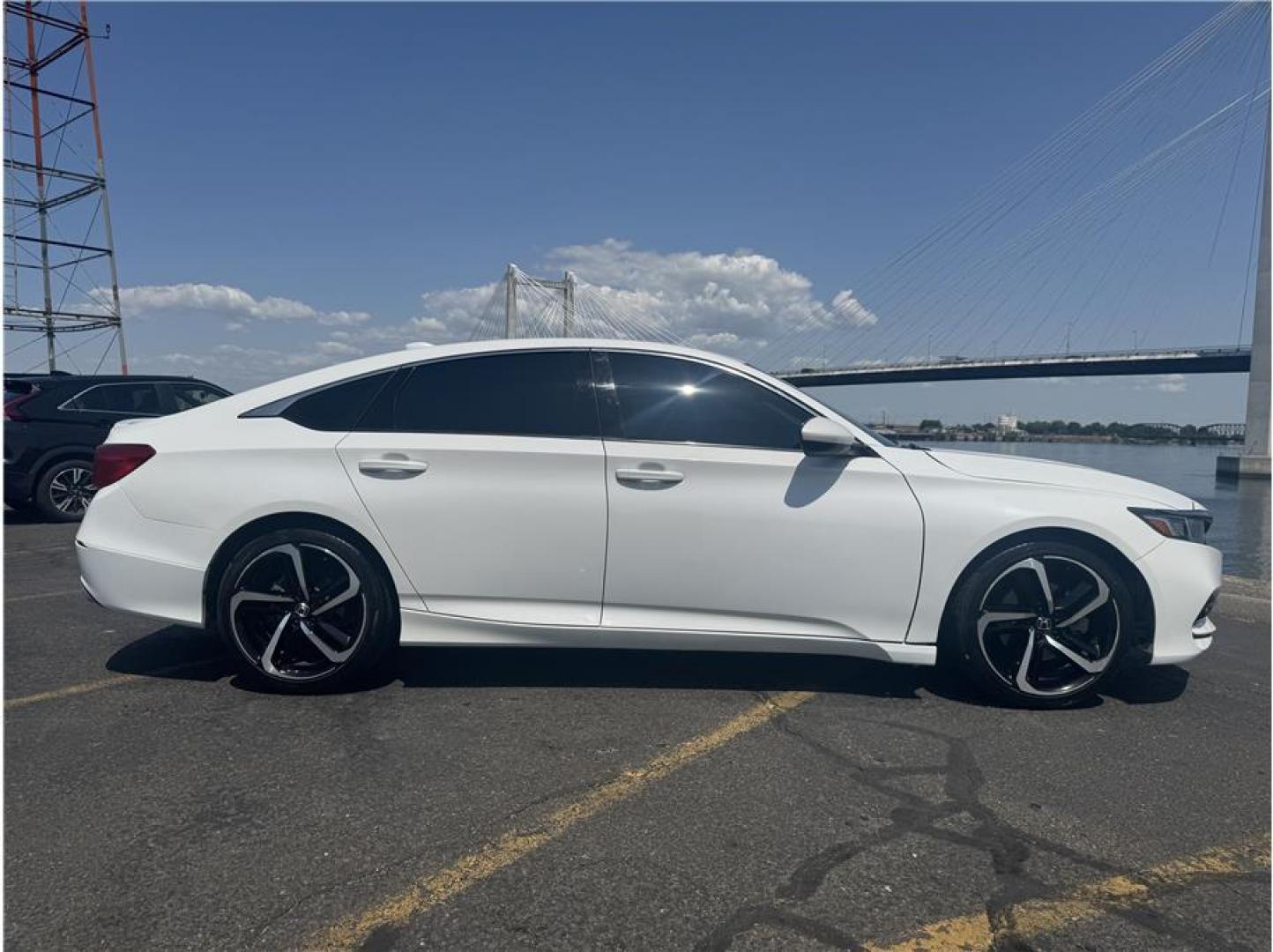 2020 White /No Color Honda Accord (1HGCV1F35LA) with an 4-Cyl, i-VTEC, Turbo, 1.5 Liter engine, Automatic, CVT w/Sport Mode transmission, located at 607 W Columbia Drive, Kennewick, WA, 99336, (509) 987-1069, 46.216743, -119.126404 - Photo#11
