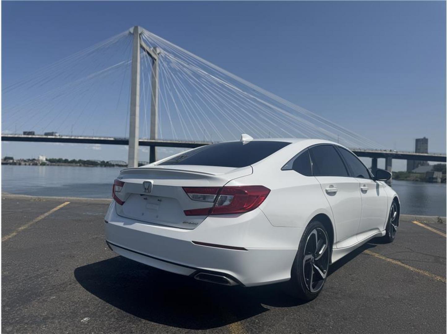 2020 White /No Color Honda Accord (1HGCV1F35LA) with an 4-Cyl, i-VTEC, Turbo, 1.5 Liter engine, Automatic, CVT w/Sport Mode transmission, located at 607 W Columbia Drive, Kennewick, WA, 99336, (509) 987-1069, 46.216743, -119.126404 - Photo#12