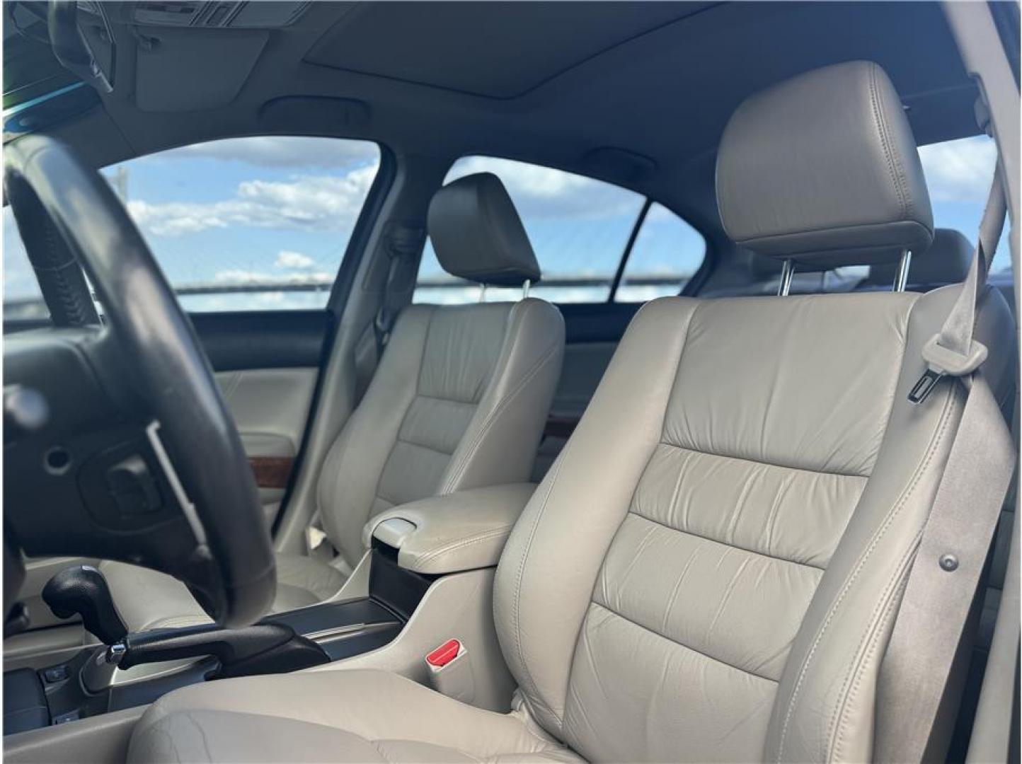 2012 Gray /No Color Honda Accord (1HGCP3F86CA) with an V6, VTEC, 3.5 Liter engine, Automatic, 5-Spd transmission, located at 607 W Columbia Drive, Kennewick, WA, 99336, (509) 987-1069, 46.216743, -119.126404 - Photo#10