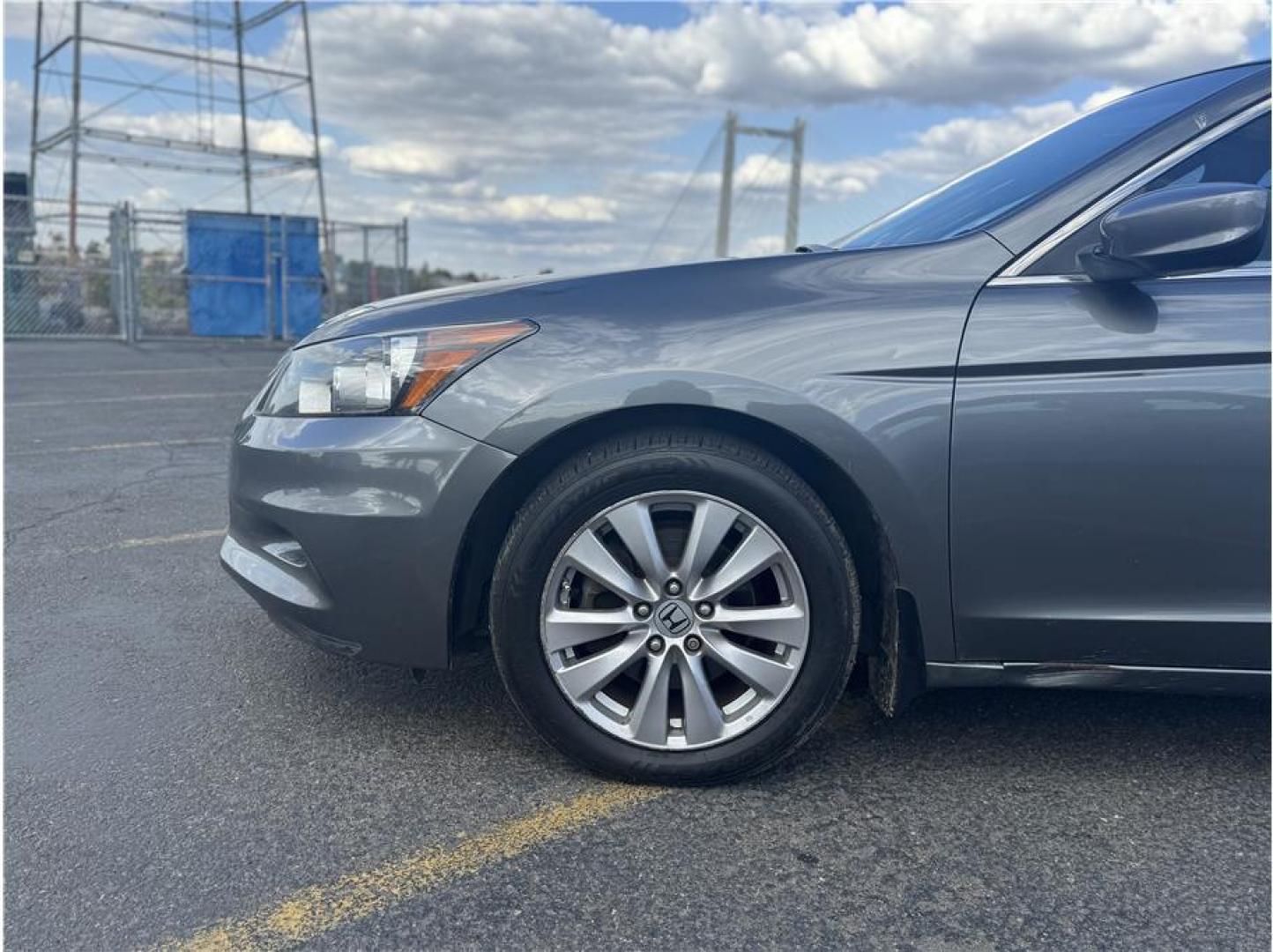 2012 Gray /No Color Honda Accord (1HGCP3F86CA) with an V6, VTEC, 3.5 Liter engine, Automatic, 5-Spd transmission, located at 607 W Columbia Drive, Kennewick, WA, 99336, (509) 987-1069, 46.216743, -119.126404 - Photo#16