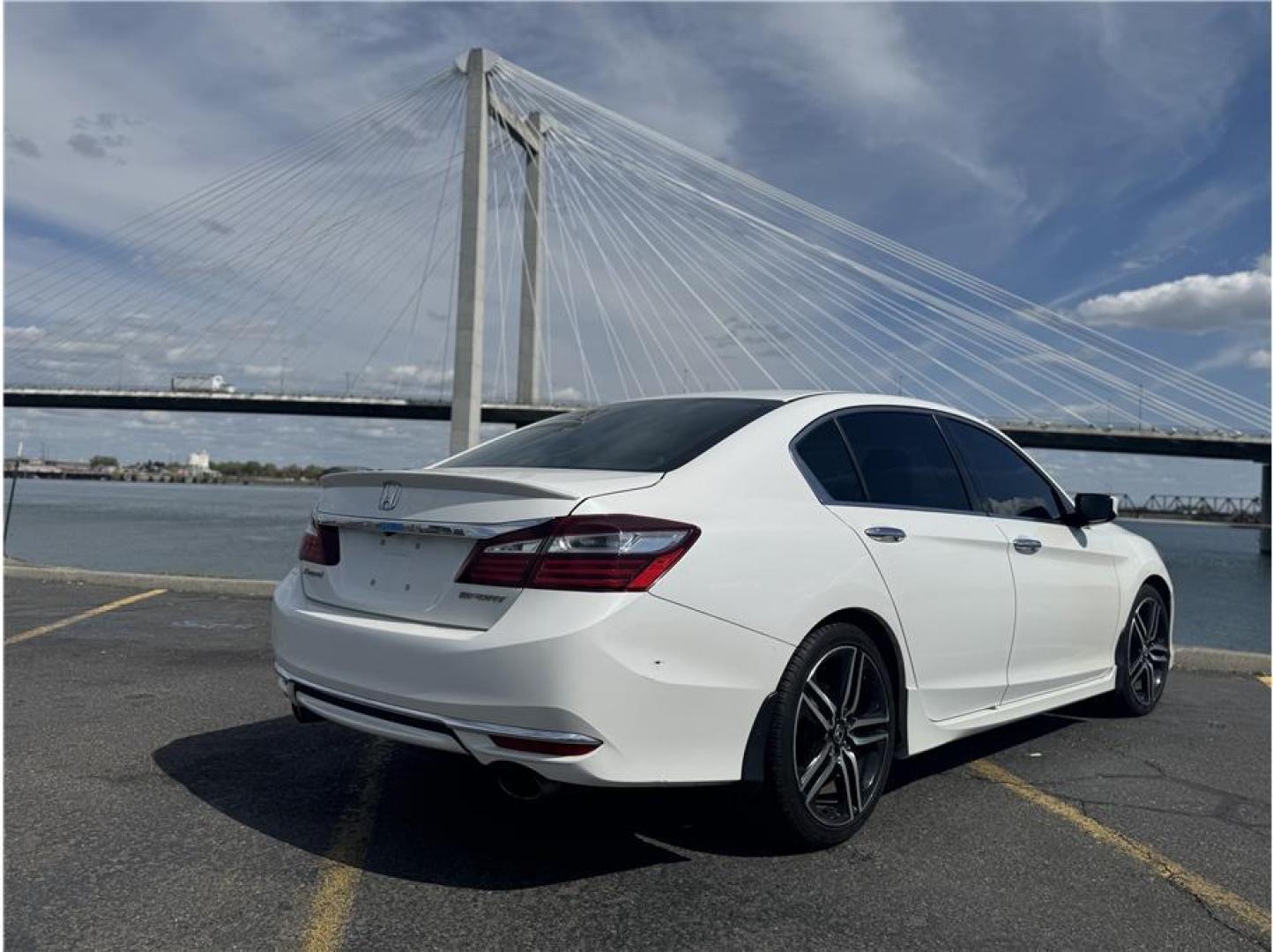 2016 White /No Color Honda Accord (1HGCR2F57GA) with an 4-Cyl, i-VTEC, 2.4 Liter engine, Auto, CVT w/Sport Mode transmission, located at 607 W Columbia Drive, Kennewick, WA, 99336, (509) 987-1069, 46.216743, -119.126404 - Photo#12
