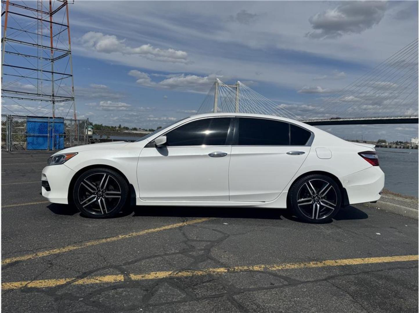 2016 White /No Color Honda Accord (1HGCR2F57GA) with an 4-Cyl, i-VTEC, 2.4 Liter engine, Auto, CVT w/Sport Mode transmission, located at 607 W Columbia Drive, Kennewick, WA, 99336, (509) 987-1069, 46.216743, -119.126404 - Photo#1