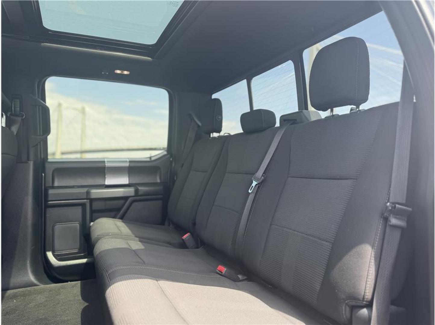 2017 Gray /No Color Ford F150 SuperCrew Cab (1FTEW1EG1HF) with an V6, EcoBoost, TT, 3.5L engine, Auto, 6-Spd SelShft transmission, located at 607 W Columbia Drive, Kennewick, WA, 99336, (509) 987-1069, 46.216743, -119.126404 - Photo#3