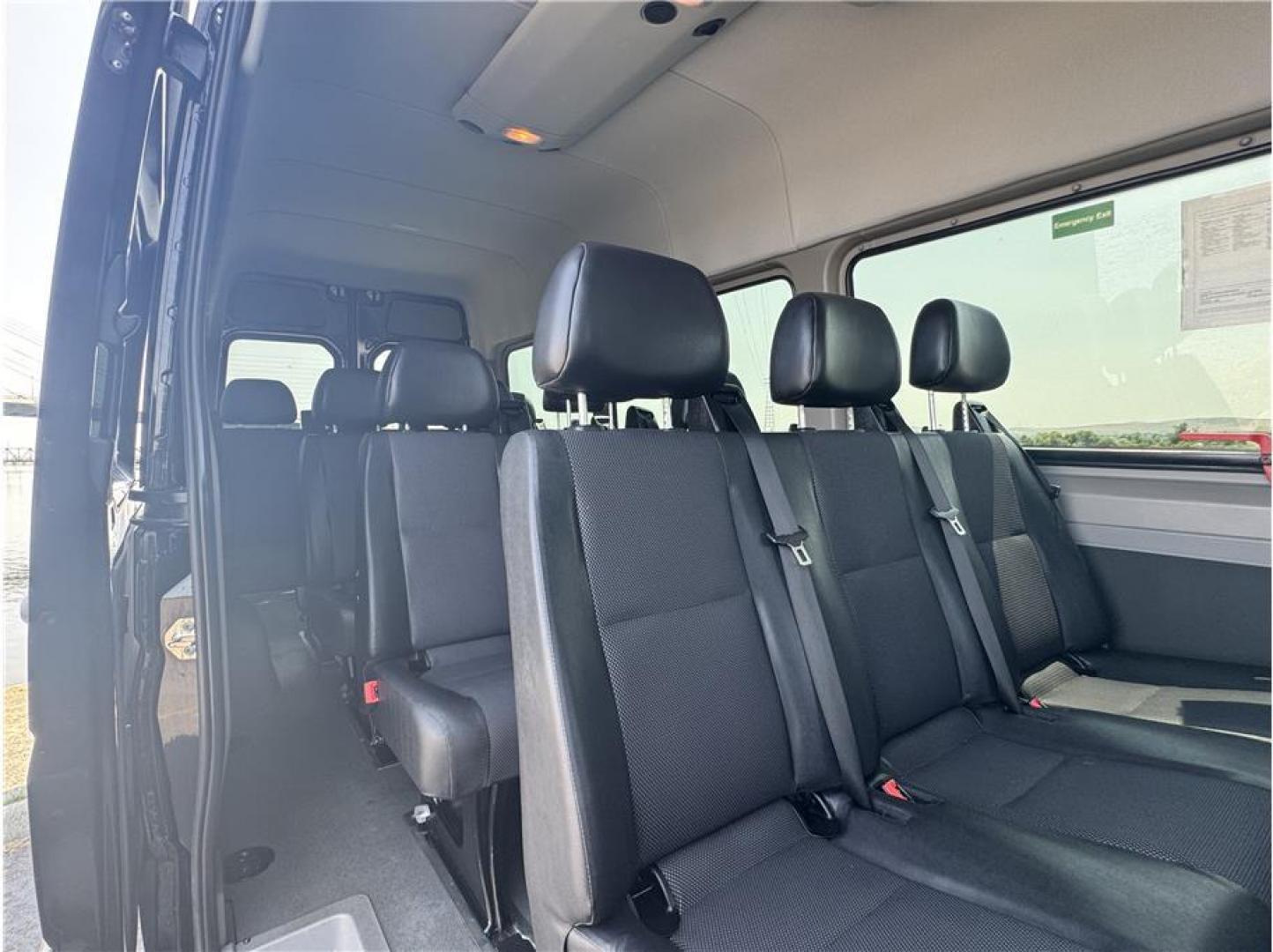 2014 Black /No Color Mercedes-benz Sprinter 2500 Passenger (WDZPE8DC7E5) with an 4-Cyl, Turbo Dsl, 2.1L engine, Auto, 7-Spd 7G-Tronic transmission, located at 607 W Columbia Drive, Kennewick, WA, 99336, (509) 987-1069, 46.216743, -119.126404 - Photo#4