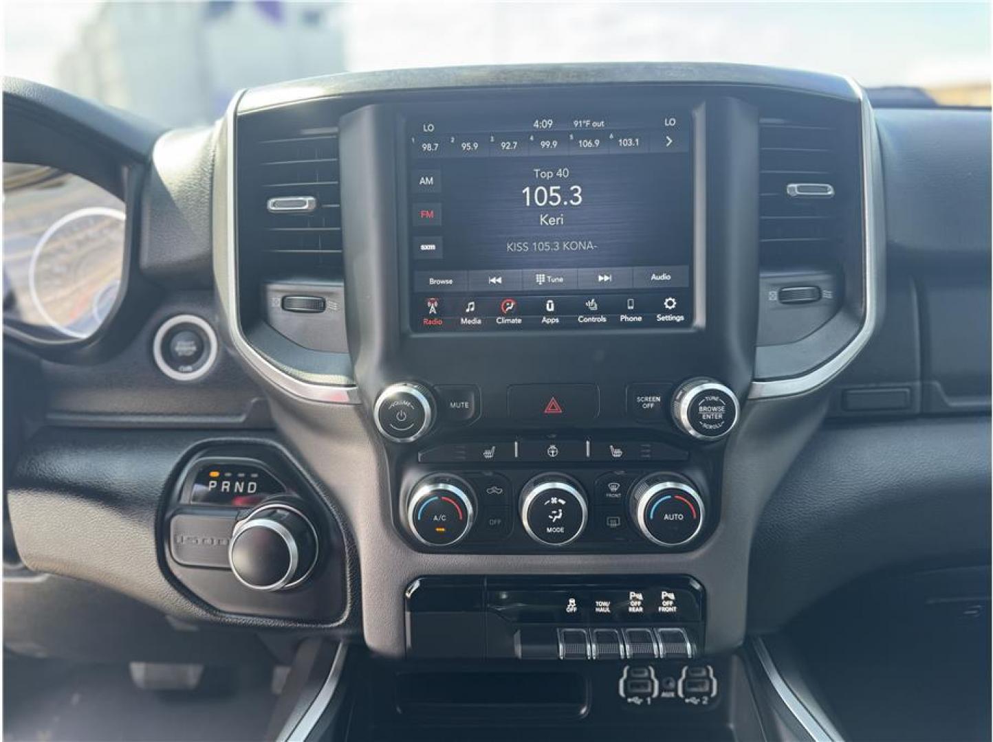2021 Gray /No Color Ram 1500 Quad Cab (1C6RREBT9MN) with an V8, HEMI, 5.7 Liter engine, Automatic, 8-Spd transmission, located at 607 W Columbia Drive, Kennewick, WA, 99336, (509) 987-1069, 46.216743, -119.126404 - Photo#9