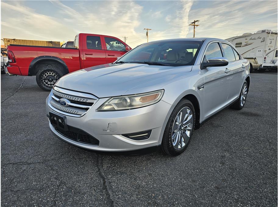 photo of 2011 Ford Taurus 