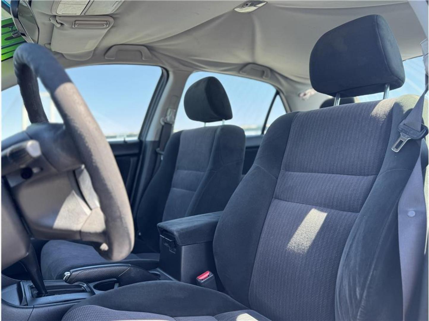 2004 No Color /No Color Honda Accord (1HGCM56374A) with an 4-Cyl, VTEC, 2.4 Liter engine, Automatic transmission, located at 607 W Columbia Drive, Kennewick, WA, 99336, (509) 987-1069, 46.216743, -119.126404 - Photo#12