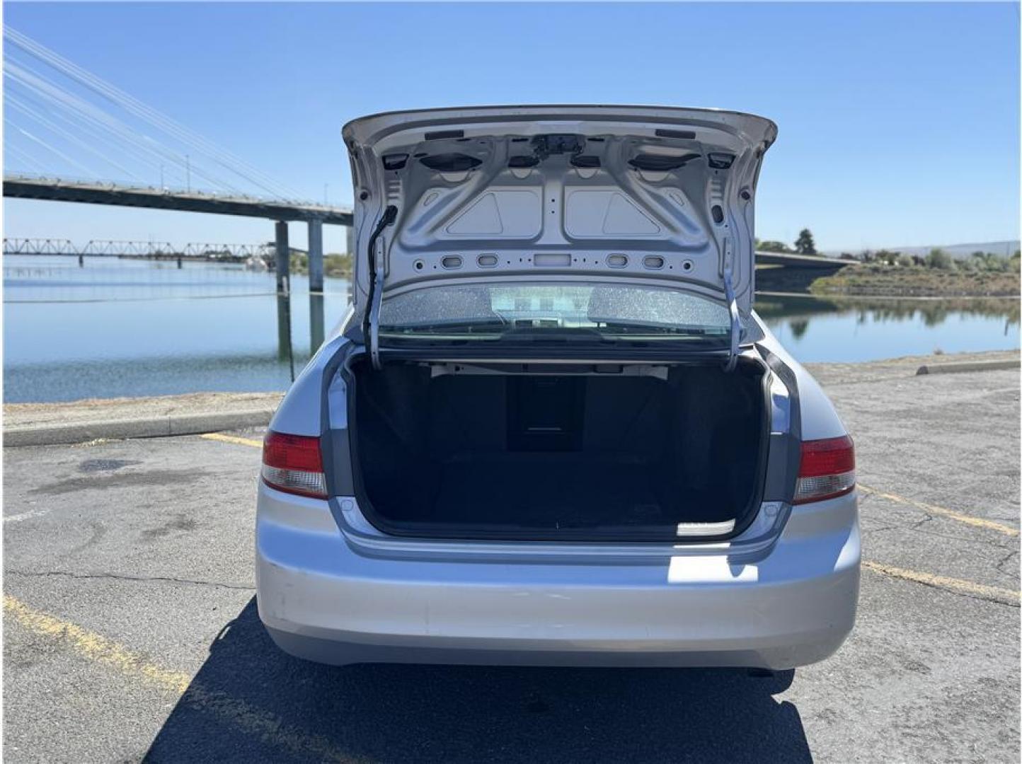 2004 No Color /No Color Honda Accord (1HGCM56374A) with an 4-Cyl, VTEC, 2.4 Liter engine, Automatic transmission, located at 607 W Columbia Drive, Kennewick, WA, 99336, (509) 987-1069, 46.216743, -119.126404 - Photo#15