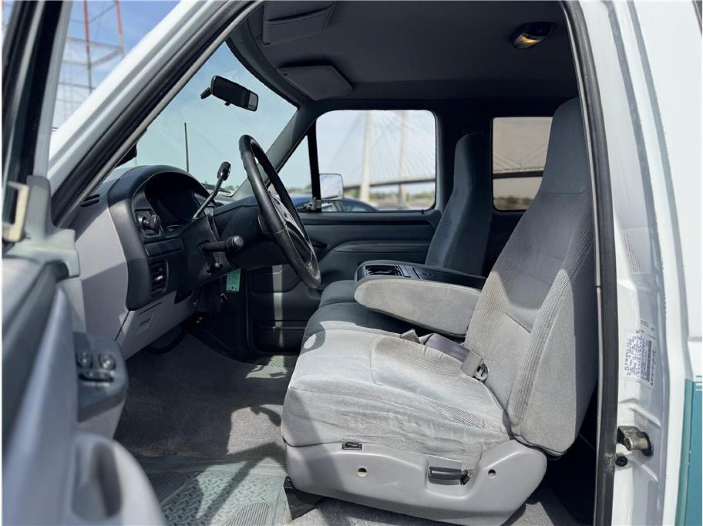 1997 No Color /No Color Ford F250 Super Cab (1FTHX25G2VE) with an V8, 460/7.5 Liter engine, Automatic transmission, located at 607 W Columbia Drive, Kennewick, WA, 99336, (509) 987-1069, 46.216743, -119.126404 - Photo#2