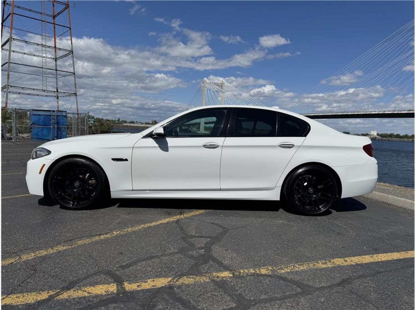 2016 White /No Color BMW 5 Series (WBA5B1C51GG) with an 6-Cyl, Turbo, 3.0 Liter engine, Automatic, 8-Spd Sport transmission, located at 607 W Columbia Drive, Kennewick, WA, 99336, (509) 987-1069, 46.216743, -119.126404 - Photo#1