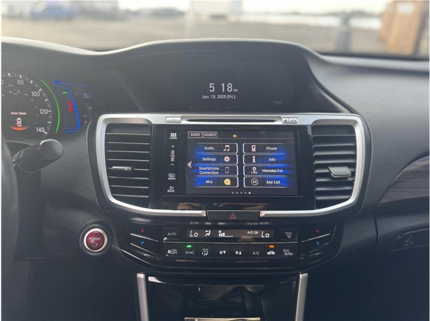 2017 Black /No Color Honda Accord Hybrid (JHMCR6F51HC) with an 4-Cyl, Hybrid VTEC 2.0L engine, Automatic, CVT transmission, located at 607 W Columbia Drive, Kennewick, WA, 99336, (509) 987-1069, 46.216743, -119.126404 - Photo#9