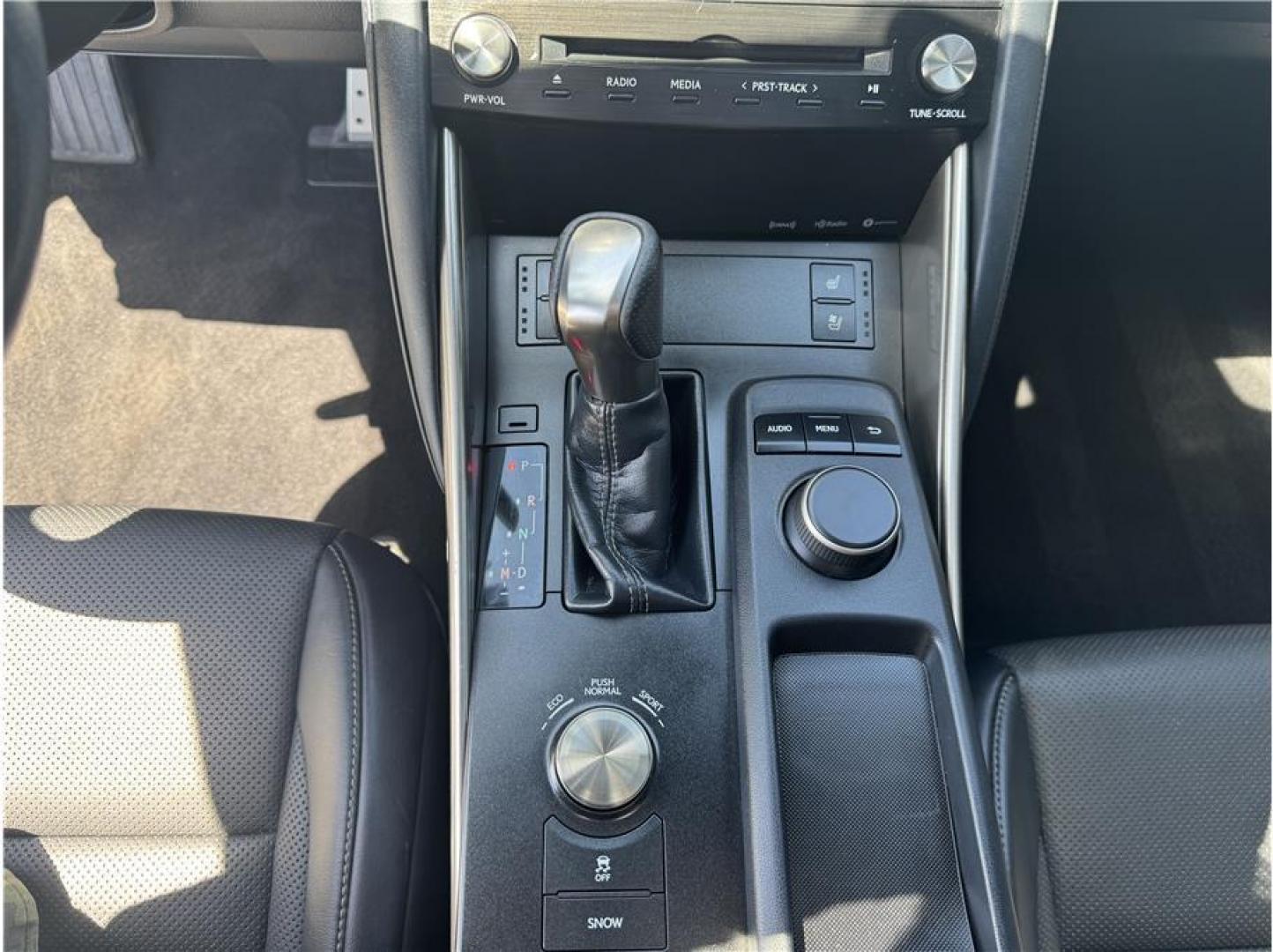 2018 White /No Color Lexus IS (JTHBA1D20J5) with an 4-Cyl, Turbo, 2.0 Liter engine, Automatic, 8-Spd transmission, located at 607 W Columbia Drive, Kennewick, WA, 99336, (509) 987-1069, 46.216743, -119.126404 - Photo#10