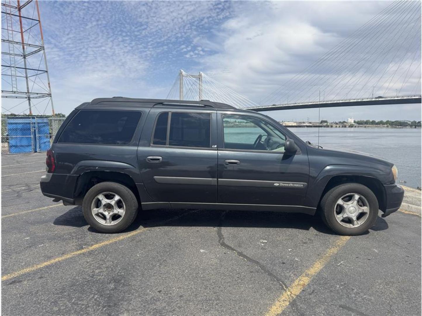 2004 Black /No Color Chevrolet Trailblazer (1GNET16S046) with an 6-Cyl, 4.2 Liter engine, Automatic transmission, located at 607 W Columbia Drive, Kennewick, WA, 99336, (509) 987-1069, 46.216743, -119.126404 - Photo#12