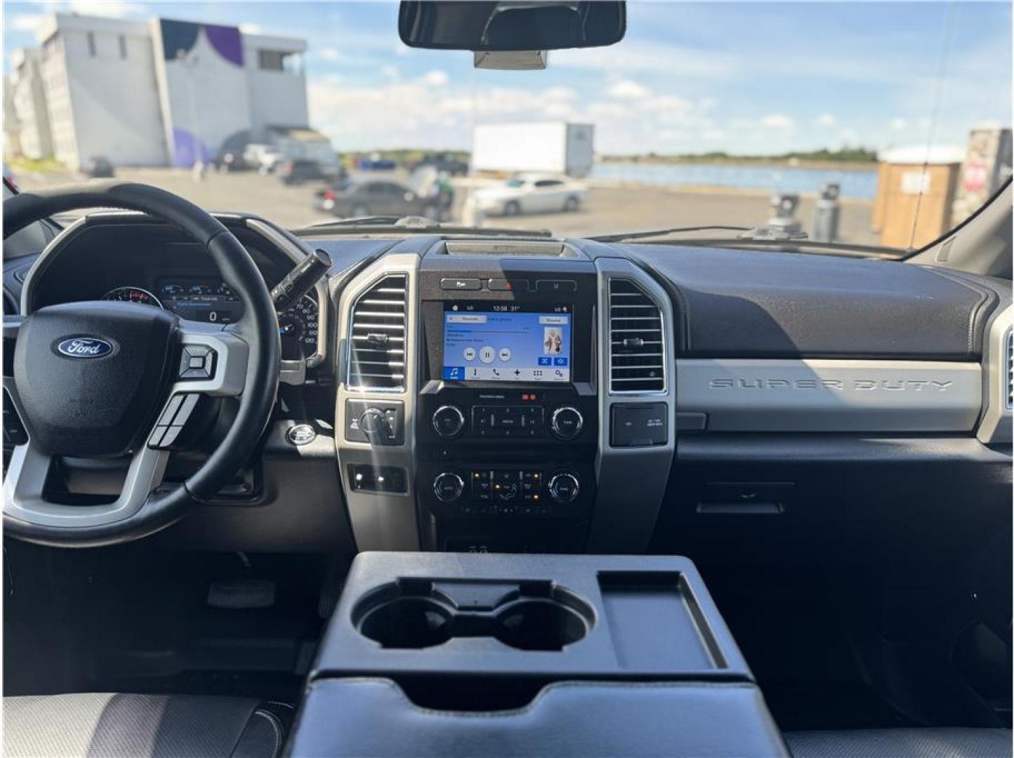 2017 White /No Color Ford F250 Super Duty Crew Cab (1FT7W2B63HE) with an V8, Flex Fuel, 6.2 Liter engine, Auto, 6-Spd TorqShft transmission, located at 607 W Columbia Drive, Kennewick, WA, 99336, (509) 987-1069, 46.216743, -119.126404 - Photo#5