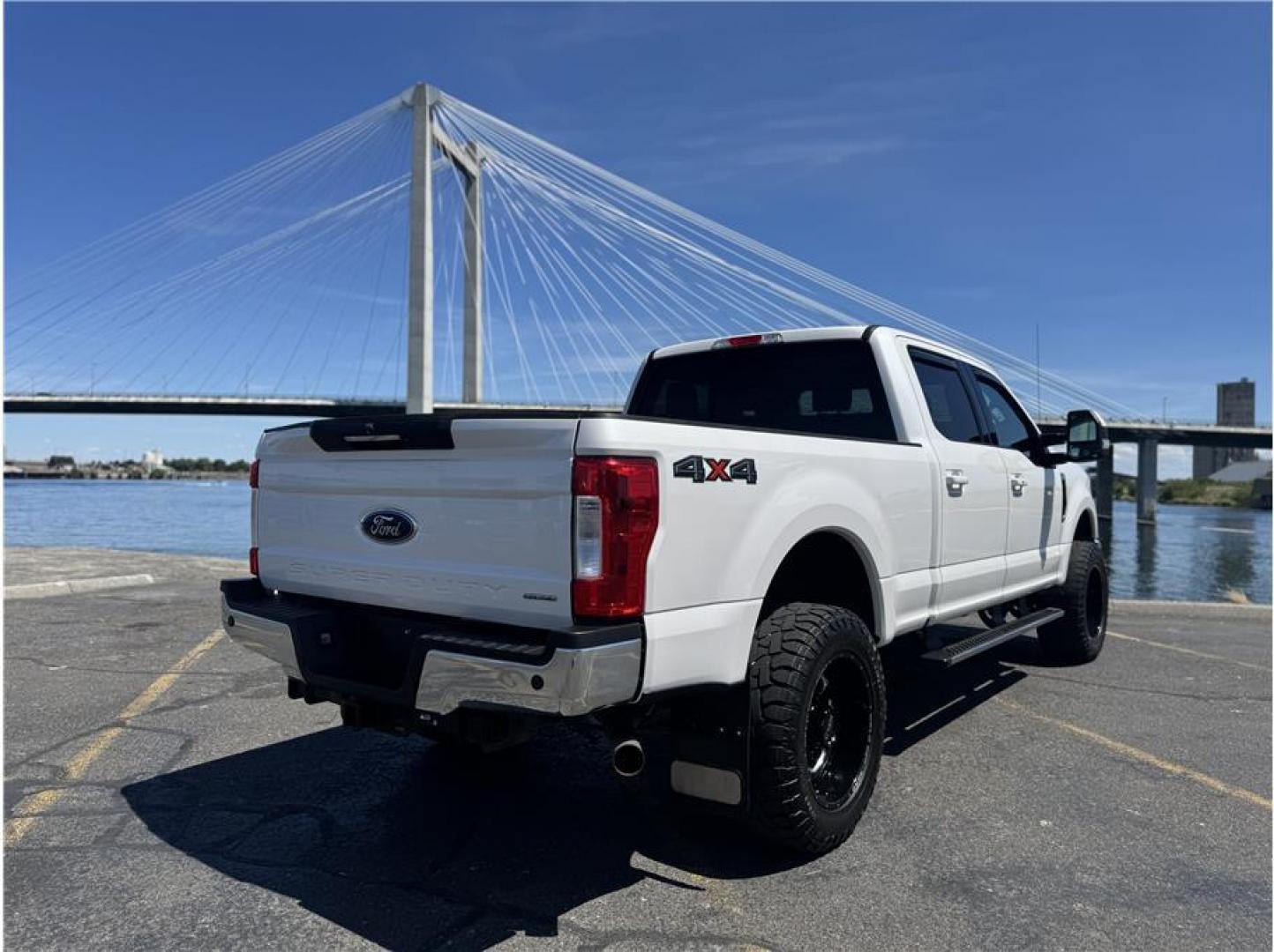 2017 White /No Color Ford F250 Super Duty Crew Cab (1FT7W2B63HE) with an V8, Flex Fuel, 6.2 Liter engine, Auto, 6-Spd TorqShft transmission, located at 607 W Columbia Drive, Kennewick, WA, 99336, (509) 987-1069, 46.216743, -119.126404 - Photo#14