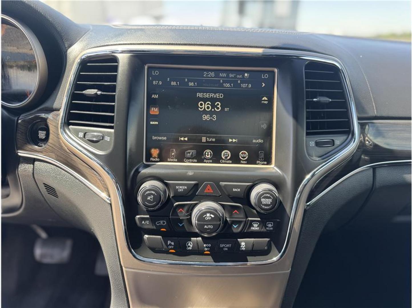 2017 Gray /No Color Jeep Grand Cherokee (1C4RJFCG8HC) with an V6, VVT, 3.6 Liter engine, Automatic, 8-Spd transmission, located at 607 W Columbia Drive, Kennewick, WA, 99336, (509) 987-1069, 46.216743, -119.126404 - Photo#9