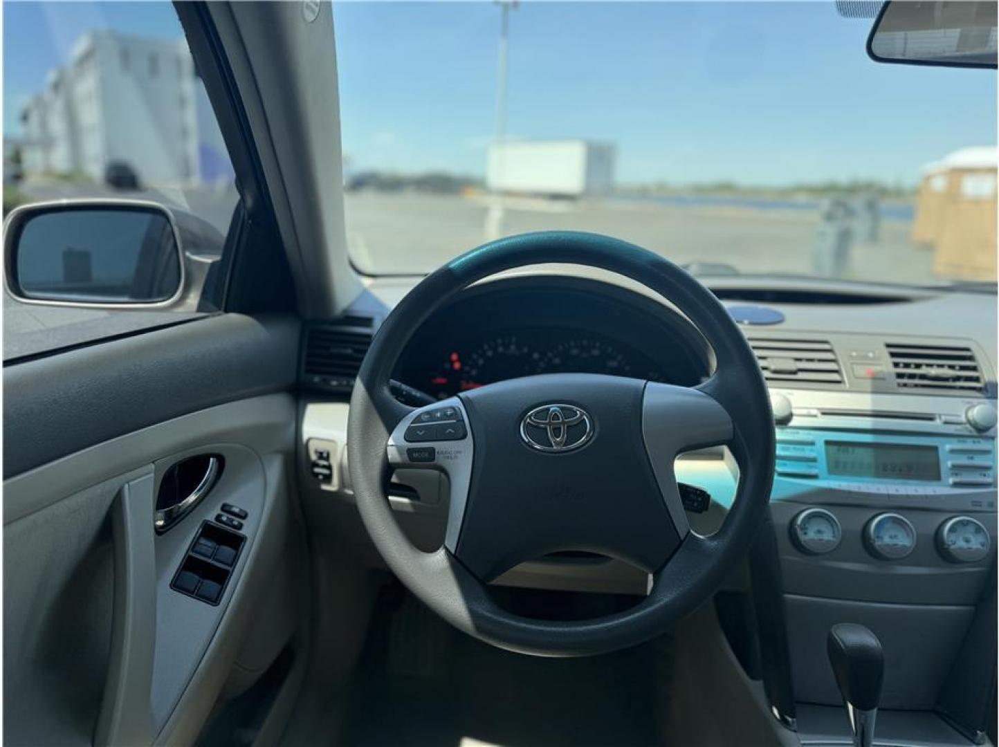 2009 Beige /No Color Toyota Camry (4T1BE46K79U) with an 4-Cyl, 2.4 Liter engine, Automatic, 5-Spd w/Overdrive transmission, located at 607 W Columbia Drive, Kennewick, WA, 99336, (509) 987-1069, 46.216743, -119.126404 - Photo#4