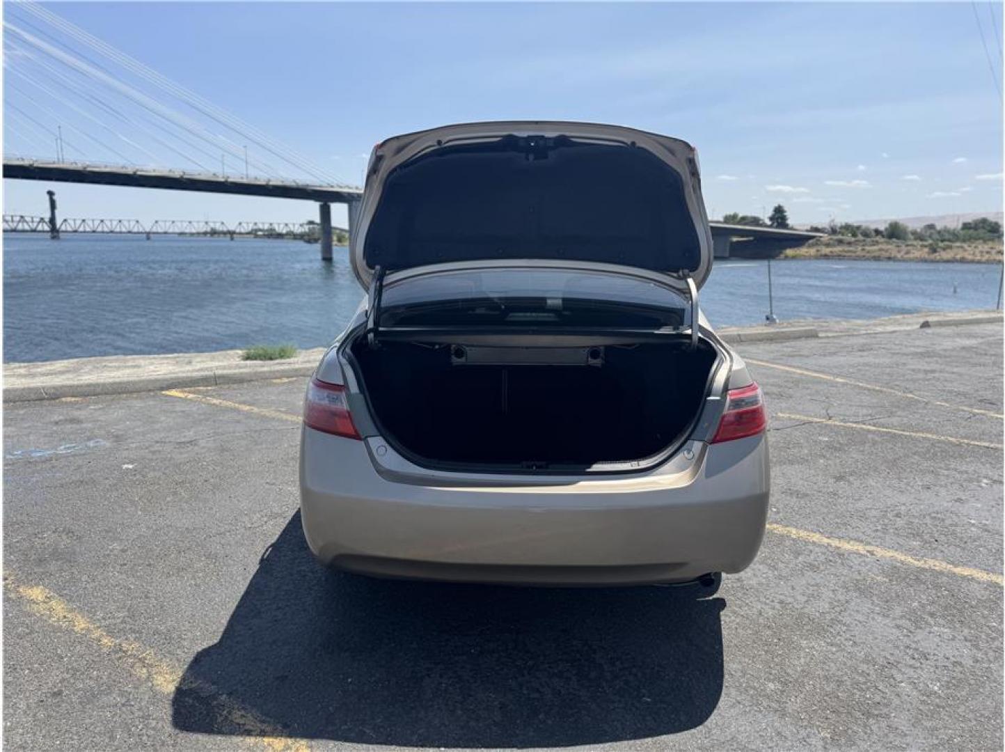 2009 Beige /No Color Toyota Camry (4T1BE46K79U) with an 4-Cyl, 2.4 Liter engine, Automatic, 5-Spd w/Overdrive transmission, located at 607 W Columbia Drive, Kennewick, WA, 99336, (509) 987-1069, 46.216743, -119.126404 - Photo#14