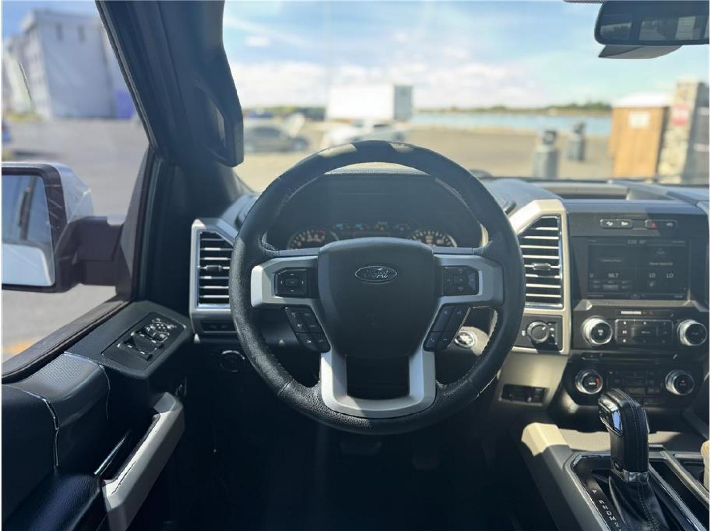 2015 Silver /No Color Ford F150 SuperCrew Cab (1FTEW1EG8FF) with an V6, EcoBoost, TT, 3.5L engine, Automatic, 6-Spd transmission, located at 607 W Columbia Drive, Kennewick, WA, 99336, (509) 987-1069, 46.216743, -119.126404 - Photo#4
