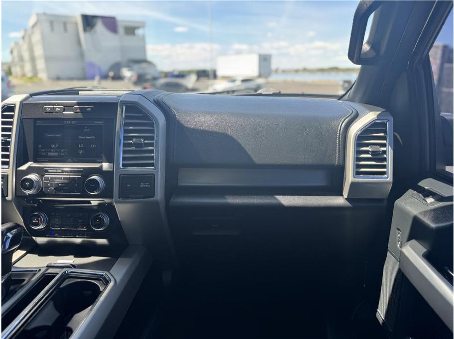 2015 Silver /No Color Ford F150 SuperCrew Cab (1FTEW1EG8FF) with an V6, EcoBoost, TT, 3.5L engine, Automatic, 6-Spd transmission, located at 607 W Columbia Drive, Kennewick, WA, 99336, (509) 987-1069, 46.216743, -119.126404 - Photo#6