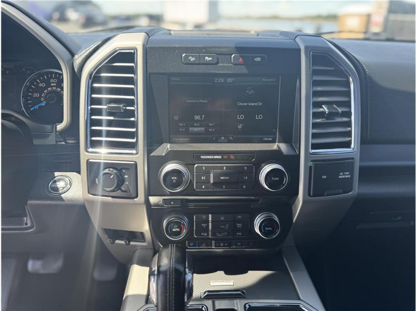2015 Silver /No Color Ford F150 SuperCrew Cab (1FTEW1EG8FF) with an V6, EcoBoost, TT, 3.5L engine, Automatic, 6-Spd transmission, located at 607 W Columbia Drive, Kennewick, WA, 99336, (509) 987-1069, 46.216743, -119.126404 - Photo#7
