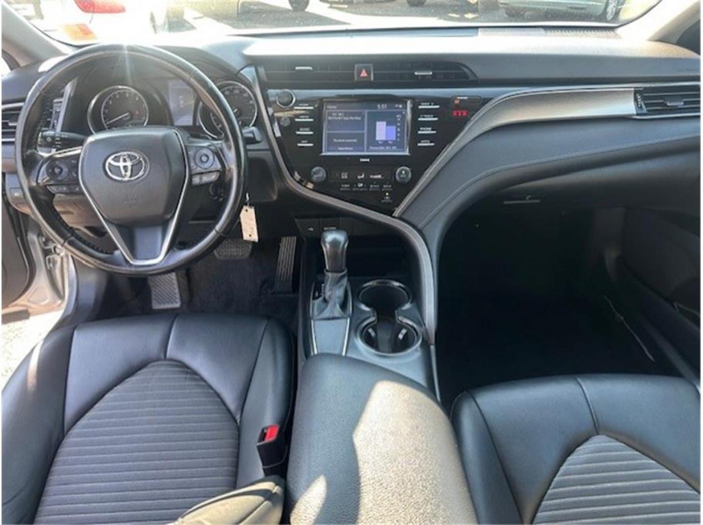 2020 Silver /No Color Toyota Camry (4T1G11AK7LU) with an 4-Cyl, 2.5 Liter engine, Automatic, 8-Spd w/Sequential Shift transmission, located at 607 W Columbia Drive, Kennewick, WA, 99336, (509) 987-1069, 46.216743, -119.126404 - Photo#12