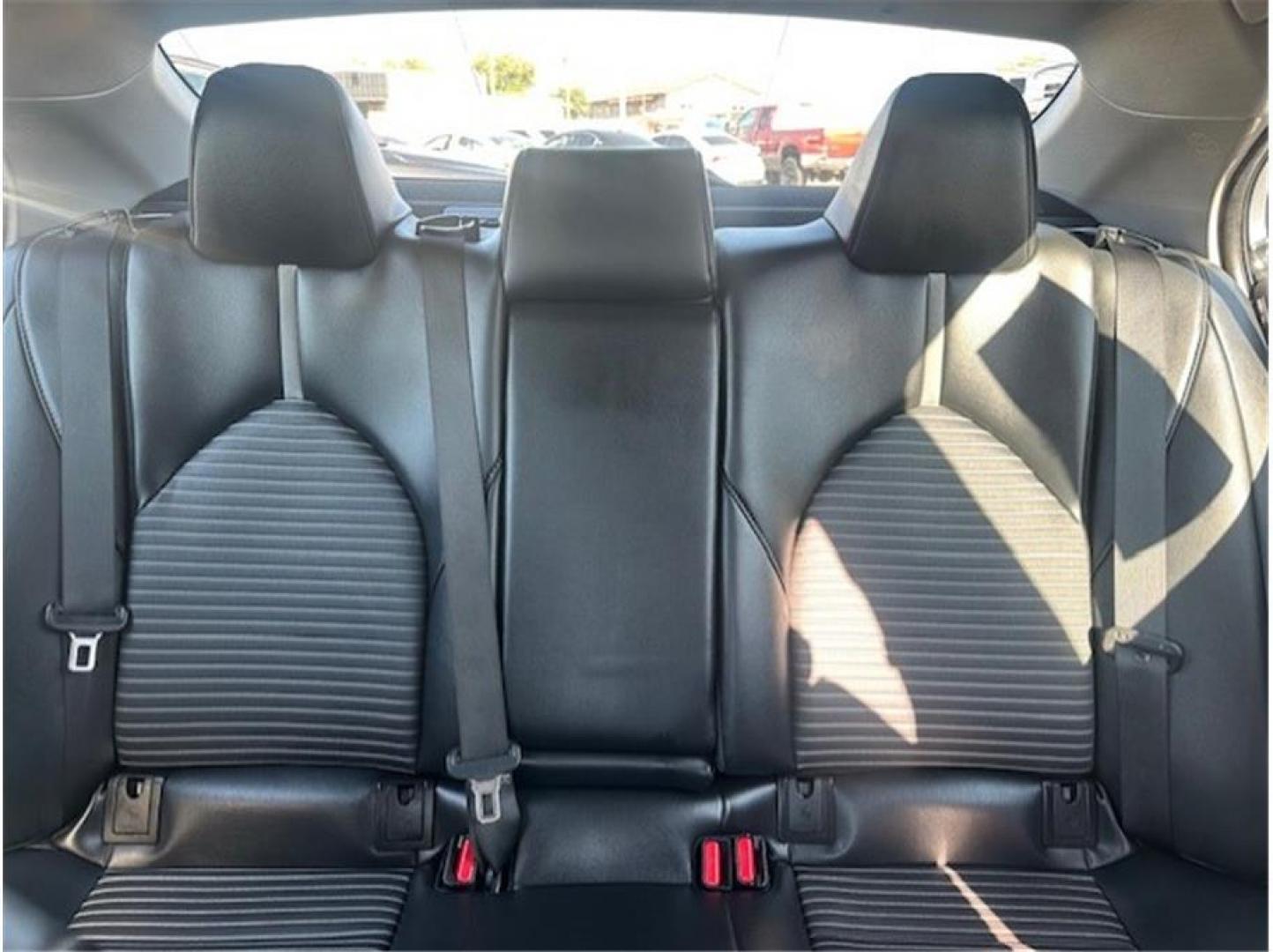 2020 Silver /No Color Toyota Camry (4T1G11AK7LU) with an 4-Cyl, 2.5 Liter engine, Automatic, 8-Spd w/Sequential Shift transmission, located at 607 W Columbia Drive, Kennewick, WA, 99336, (509) 987-1069, 46.216743, -119.126404 - Photo#14