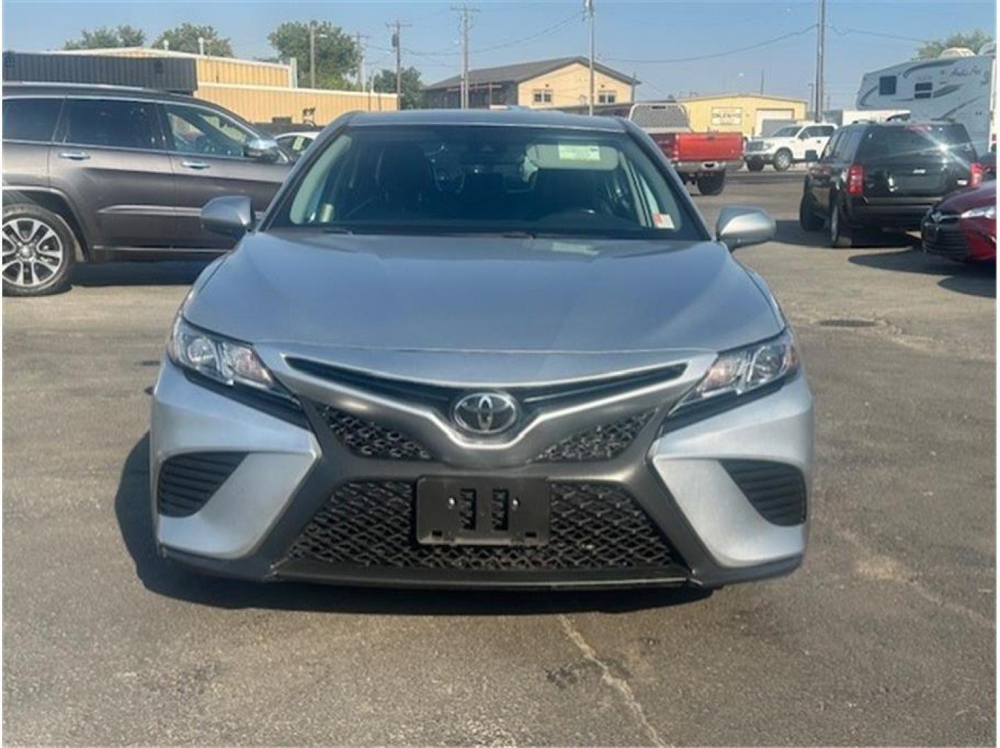 2020 Silver /No Color Toyota Camry (4T1G11AK7LU) with an 4-Cyl, 2.5 Liter engine, Automatic, 8-Spd w/Sequential Shift transmission, located at 607 W Columbia Drive, Kennewick, WA, 99336, (509) 987-1069, 46.216743, -119.126404 - Photo#16