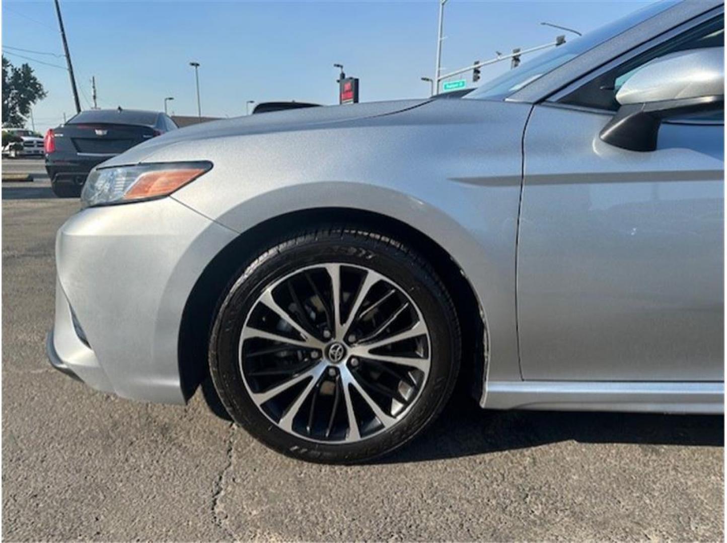 2020 Silver /No Color Toyota Camry (4T1G11AK7LU) with an 4-Cyl, 2.5 Liter engine, Automatic, 8-Spd w/Sequential Shift transmission, located at 607 W Columbia Drive, Kennewick, WA, 99336, (509) 987-1069, 46.216743, -119.126404 - Photo#18