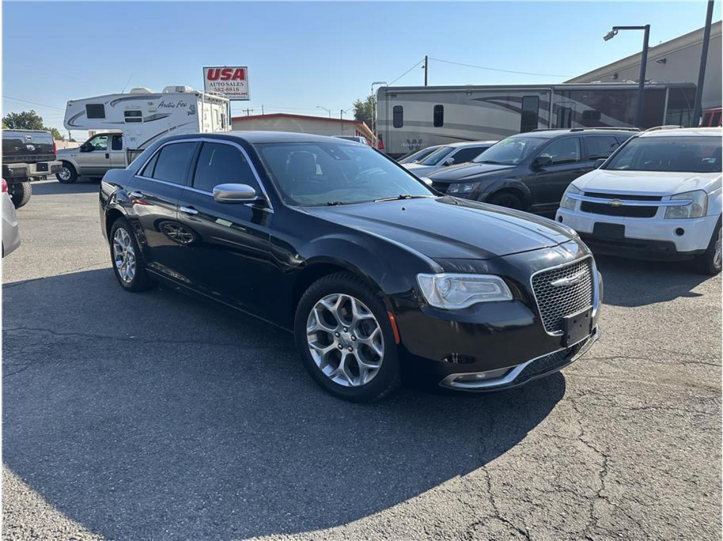 2016 Black /No Color Chrysler 300 (2C3CCASG1GH) with an V6, Flex Fuel, 3.6 Liter engine, Automatic, 8-Spd transmission, located at 607 W Columbia Drive, Kennewick, WA, 99336, (509) 987-1069, 46.216743, -119.126404 - Photo#2