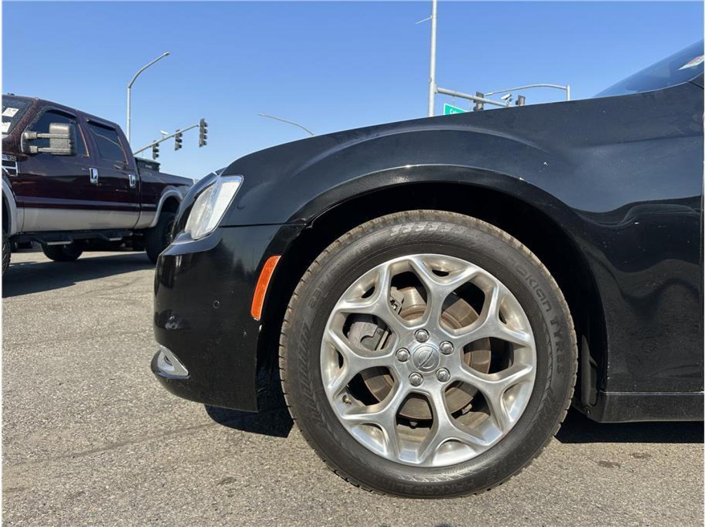 2016 Black /No Color Chrysler 300 (2C3CCASG1GH) with an V6, Flex Fuel, 3.6 Liter engine, Automatic, 8-Spd transmission, located at 607 W Columbia Drive, Kennewick, WA, 99336, (509) 987-1069, 46.216743, -119.126404 - Photo#17