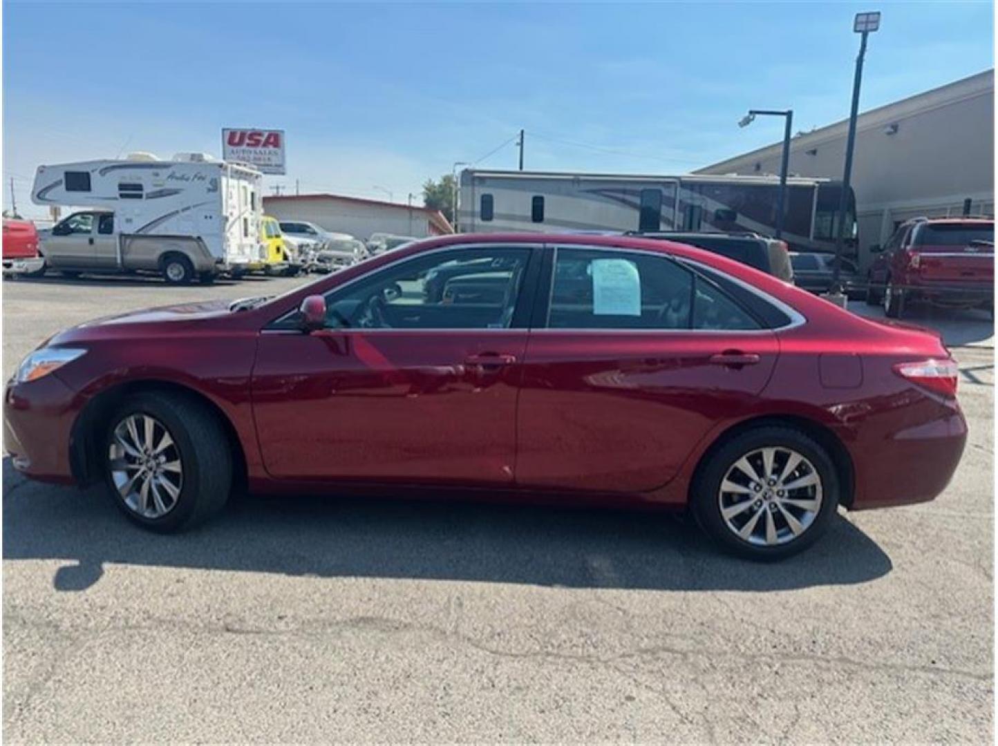 2016 Red /No Color Toyota Camry (4T1BF1FK8GU) with an 4-Cyl, 2.5 Liter engine, Auto, 6-Spd SeqShft transmission, located at 607 W Columbia Drive, Kennewick, WA, 99336, (509) 987-1069, 46.216743, -119.126404 - Photo#1
