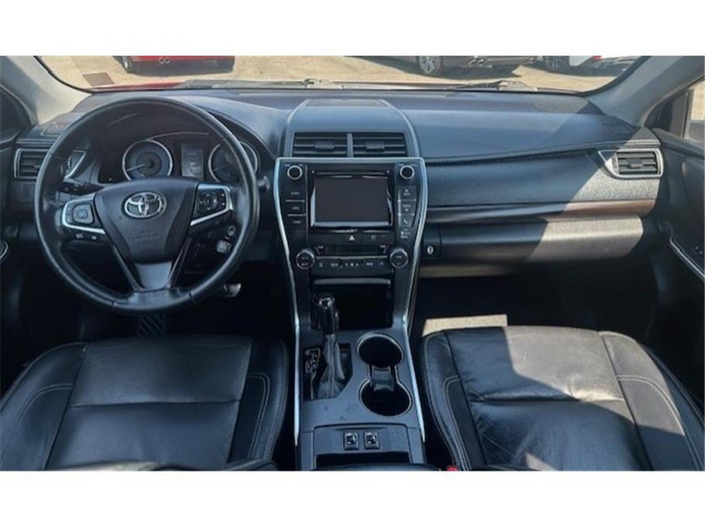 2016 Red /No Color Toyota Camry (4T1BF1FK8GU) with an 4-Cyl, 2.5 Liter engine, Auto, 6-Spd SeqShft transmission, located at 607 W Columbia Drive, Kennewick, WA, 99336, (509) 987-1069, 46.216743, -119.126404 - Photo#13