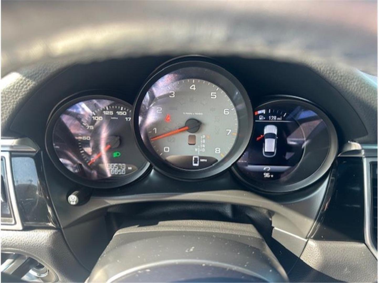 2017 Black /No Color Porsche Macan (WP1AB2A56HL) with an V6, Twin Turbo, 3.0 Liter engine, Auto, 7-Spd PDK Dbl-Cltch transmission, located at 607 W Columbia Drive, Kennewick, WA, 99336, (509) 987-1069, 46.216743, -119.126404 - Photo#10